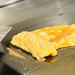 京風鉄板 はせ川 - くるくるって素早くだし巻き玉子を作ってくださいました✨️✨️✨️