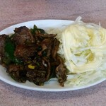 新シン - 豚タンとブラックペッパー焼き