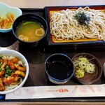 Washoku Resutoran Tonden - 味彩ランチ　ミニうな丼