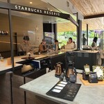 スターバックス・コーヒー - 同じ店内にリザーブも入ってます