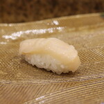 にぎり鮨 一五〇 - ホタテ