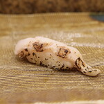 にぎり鮨 一五〇 - ノドグロ