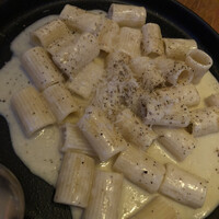RIGOLETTO KITCHEN - 