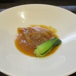 小菜一碟 - フカヒレのピリ辛醤油煮込み：流石に美味しいですネ！ 