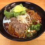 天天小吃店 - 桂林米粉専門店
辣子鶏ビーフン 780円