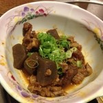 かねも - 牛すじのピリ辛煮