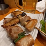 ジャンボやき鳥 しん - 大きさ伝わらない写真だけど、ジャンボです。肉もやわい！