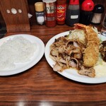 デリス - 海老・ホタテフライ&豚バラ焼肉　980円