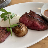 ダイナミックキッチン＆バー 響  西新宿野村ビル店 - ステーキ