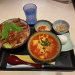 金沢肉食堂 10&10 - 