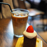 MONZ CAFE - 