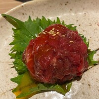 近江うし 焼肉 にくTATSU 青山本店 - 