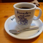 コメダ珈琲店 - ○コーヒー
コメダ珈琲さんは工場でコーヒー抽出してるので
香りは飛んじゃってるけれど
どのお店でも
同じ味わいになるようにしてるとネットに書かれている。
