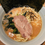 横浜ラーメン 渡来武 - 