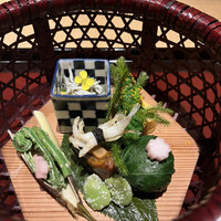 青蓮院門跡前 月おか - 