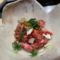 北新地はらみ 法善寺店 - はらみユッケ風トリュフ添え