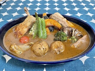 Kawaraya soup curry - 肉と野菜のSPカレー(チキン、豚角煮、とりつくね)、SPICE 20番、スープ大盛