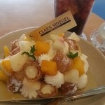 クラークシーゲル - 本日限定！
マンゴーと桃のクリームフォーンミルフィーユ
500円