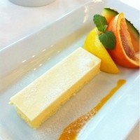 Fish Bank TOKYO - ホワイトチョコレートとパッションフルーツのケーキ