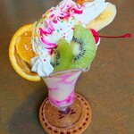 喫茶 俺ん家゛ - フルーツパフェ　620円　2023/04