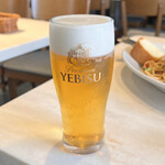 Pittsuxeria Domo - YEBISU生ビール800円