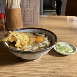 新川うどん店 - 天玉うどん