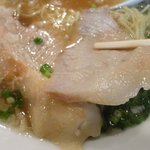 ちゃが商店 - 大分では珍しいトントロのチャーシュ