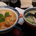 讃岐うどんと地鶏丼の店 香房 - 特別セットメニュー阿波尾鶏親子丼セット1150円