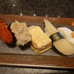 金沢まいもん寿司 - イクラだけは旨味があんまりで
            雑味が乗ってる味わい。
            これだけは勿体ない。