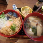 Appare Nippon Taishuumamezara Sakaba Imaya - ひっぱり丼定食¥1,100