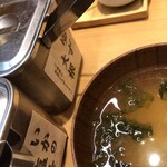 Makino - 食べ放題のイカの塩辛とゆず大根