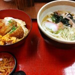 Kineya - かつ丼定食(1100円)