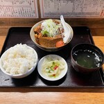 Motsuyaki Ucchan - 【ランチ】もつ煮込み定食（並）