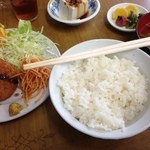 まちだ家 - メンチカツ定食（650円）