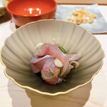 千葉たかおか - 鯵の薬味和え。ぷりぷりした弾力が魅力的。