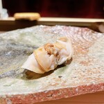 千葉たかおか - 煮蛤は弾力があって噛むほどに旨味が出てきます。