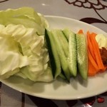 ワラポン - お通し　スティック野菜とキャベツ