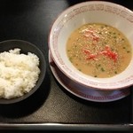 博多長浜らーめん 六角堂 - 半ライス