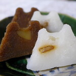 伝統銘菓　佐和家 - 佐和屋のからすみ。くるみと黒砂糖