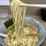 庵悟 - 麺。今更語ることもないが、中細ストレートの最上級な麺。とてもとても旨い。