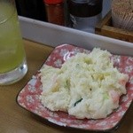 焼き鳥野島 - 緑茶割りとポテサラ