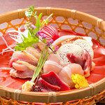 Assorted Akami chicken sashimi