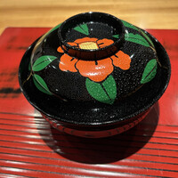 おおたに - 椀物
                      ずわい蟹真丈のお椀