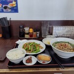 台湾料理 幸楽園 - ランチ\800