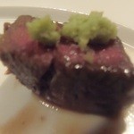 望楼NOGUCHI函館 - 大沼牛のポワレ　醤油麹のソースで