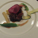 望楼NOGUCHI函館 - 大沼牛のポワレ　醤油麹のソースで