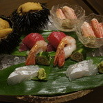 千松しま - 塩釜の雲丹、北海道毛ガニ、牡丹海老、鮪、平目