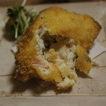 千松しま - 甲羅焼きの中はカニの身、玉葱、椎茸‥