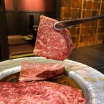 YAKINIKU 八山牛 - 