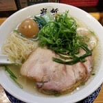 ラーメン巌哲 - 肉塩＋玉子＋海苔